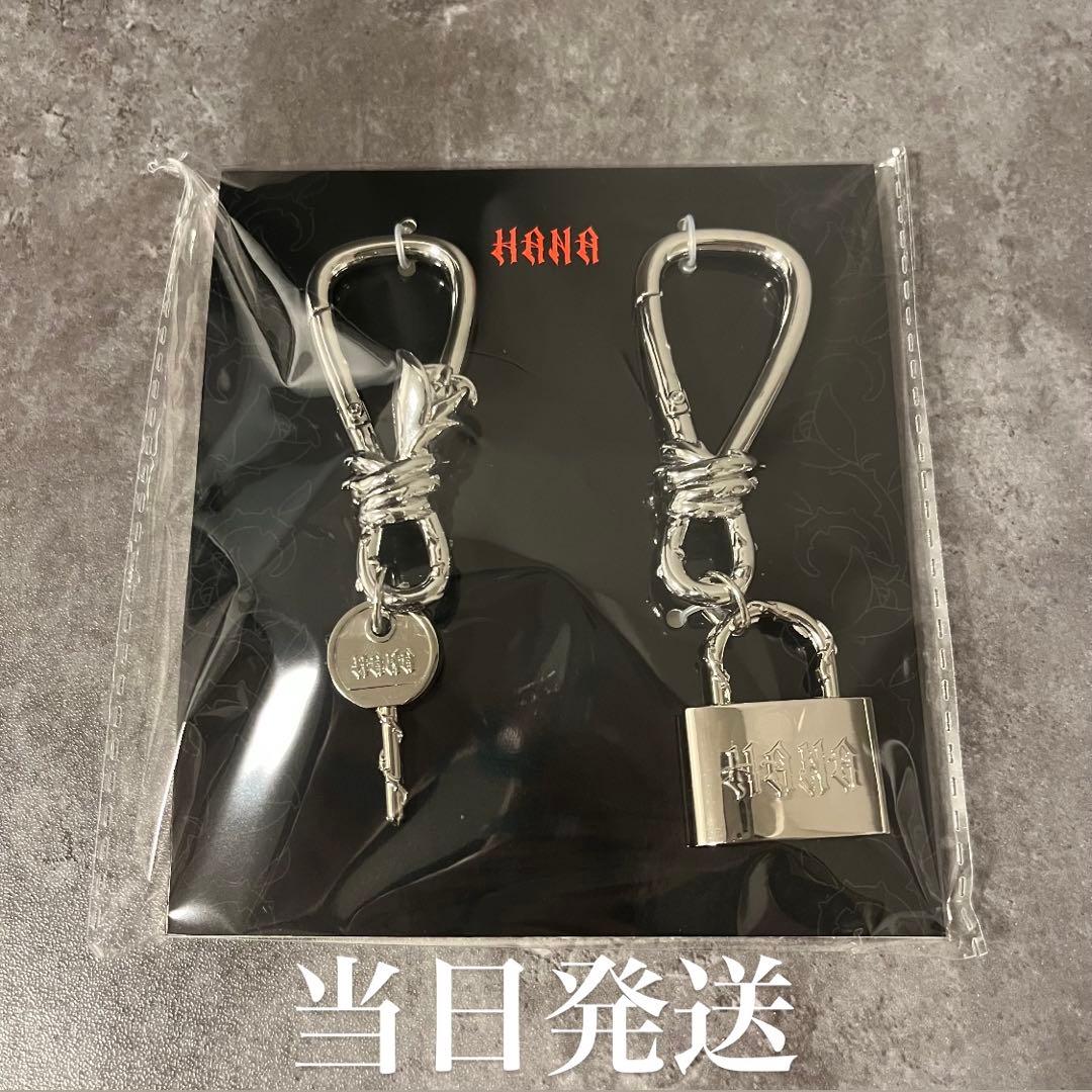 HANA カラビナセット BAD LOVE ハナ - メルカリ