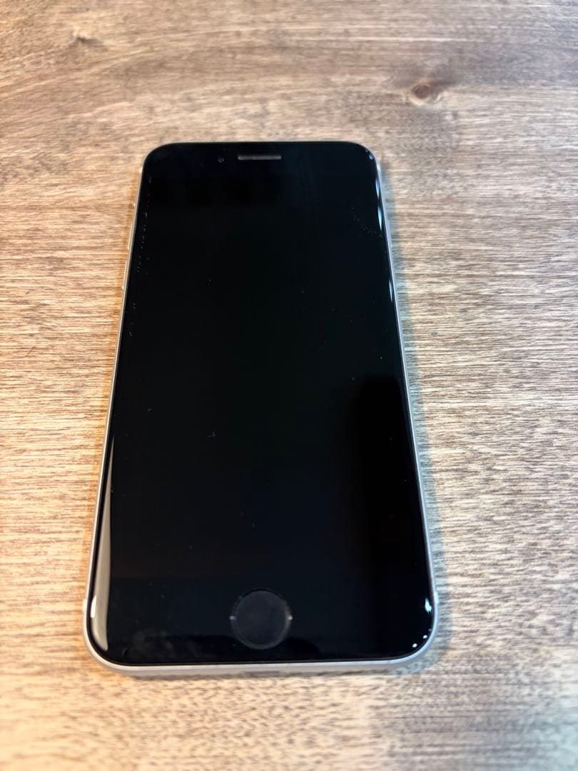 iPhone SE2 第2世代　64GB ホワイト　SIMフリー Amazon | 【整備済み品】 Apple iPhone SE（第2世代） 64GB ホワイト