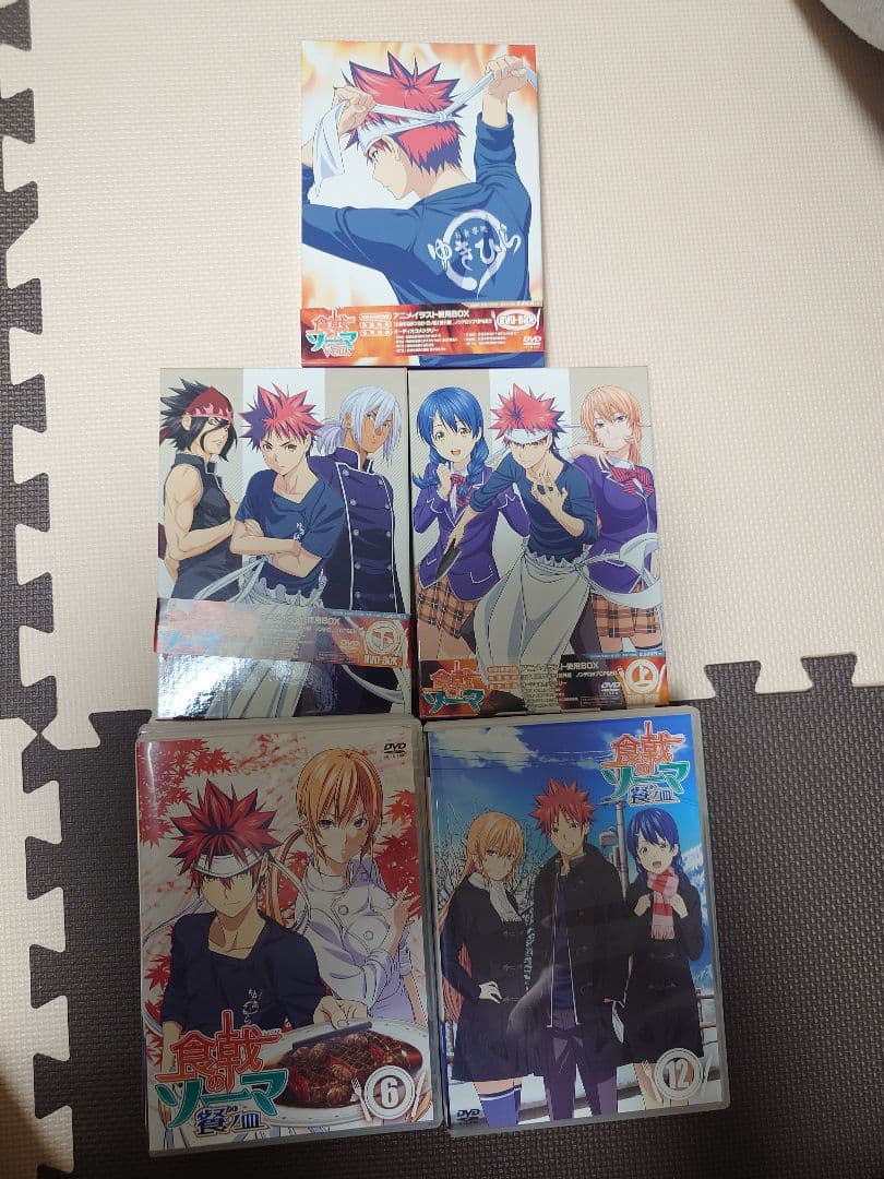 食戟のソーマ DVD セット 1期 2期 3期 食戟のソーマ” 1期、2期(弐ノ皿)、3期(餐ノ皿) のDVDラベルです