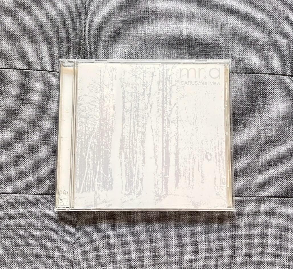 mr.a（綾野剛）ICARUS／feel view 画像3/7) 綾野剛のギターパフォーマンスに1万2000人熱狂 横アリに