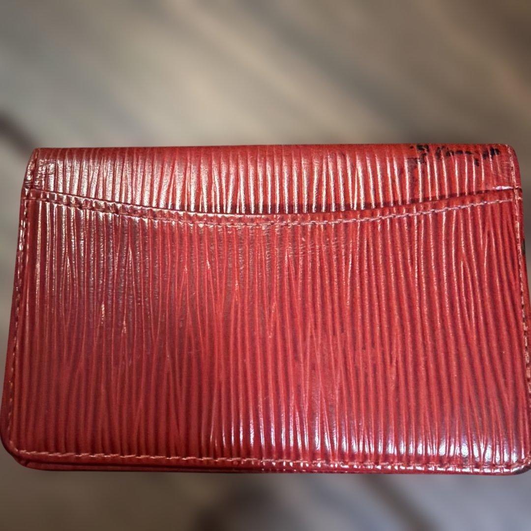 Louis Vuitton エピ 赤 名刺入れ カードケース - メルカリ