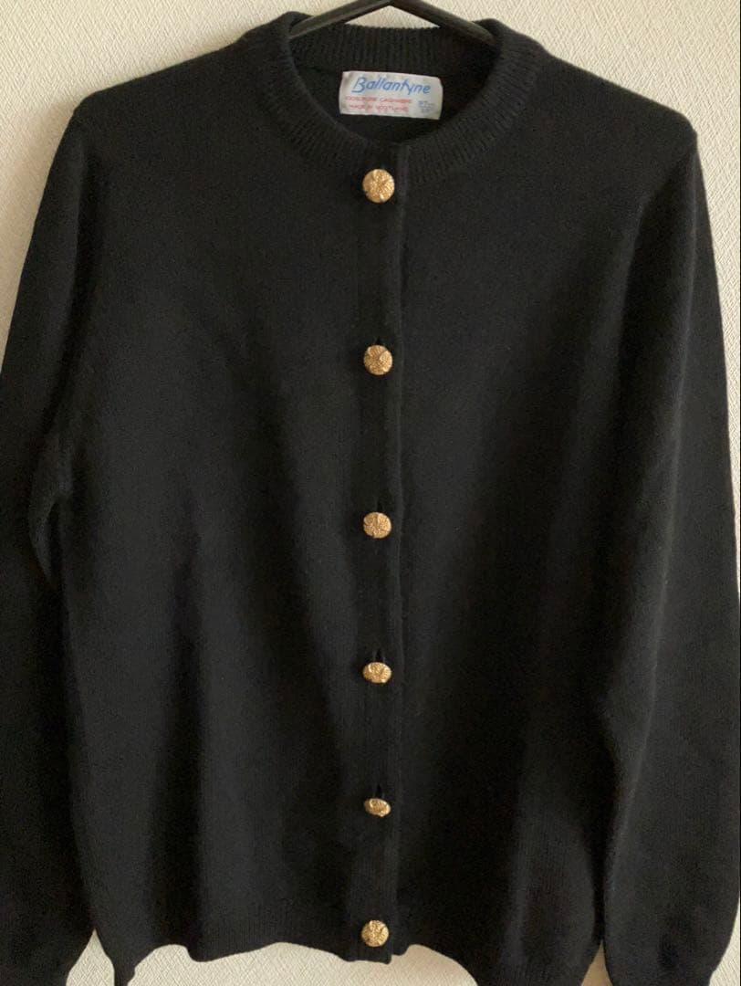 バランタインカシミヤ 金ボタンカーディガン 黒38 - メルカリ