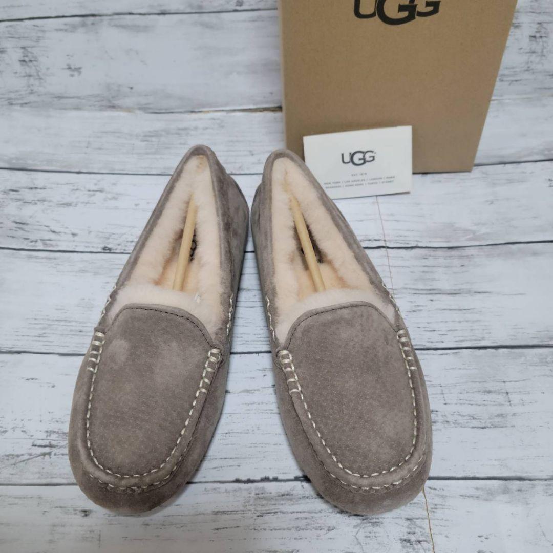 UGG ANSLEY モカシン 23cm チョコレート - メルカリ