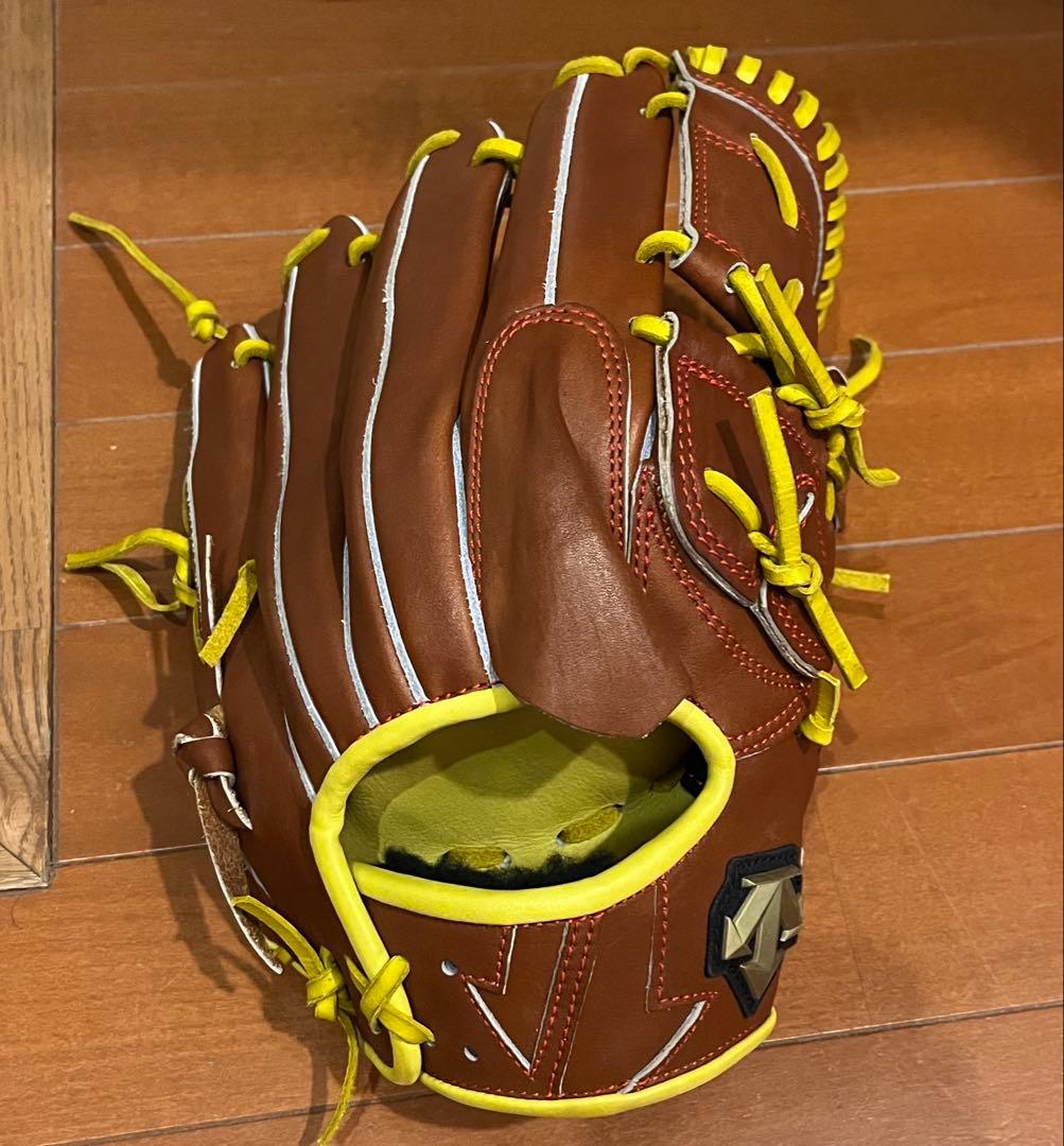 デサント投手用硬式グローブ オーダー パドレスカラー Promade デサント投手用硬式グローブ オーダー パドレスカラー Promade - メルカリ
