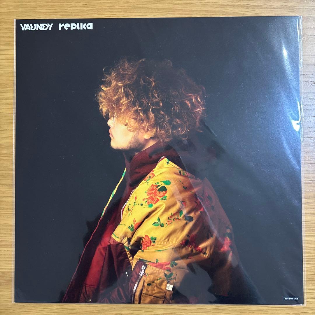 Vaundy replica レコード メガジャケ Amazon特典 - メルカリ