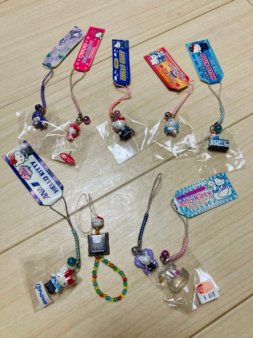 キティ 根付け ご当地 まとめ 59個 グアム いちご レア 新宿 表参道