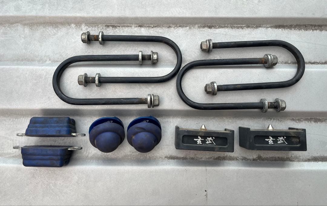 【玄武】ハイエース ローダウン ブロック 1.5インチ 玄武-Genb-】ハイエース ローダウンセット 【1.5インチ】ローダウン