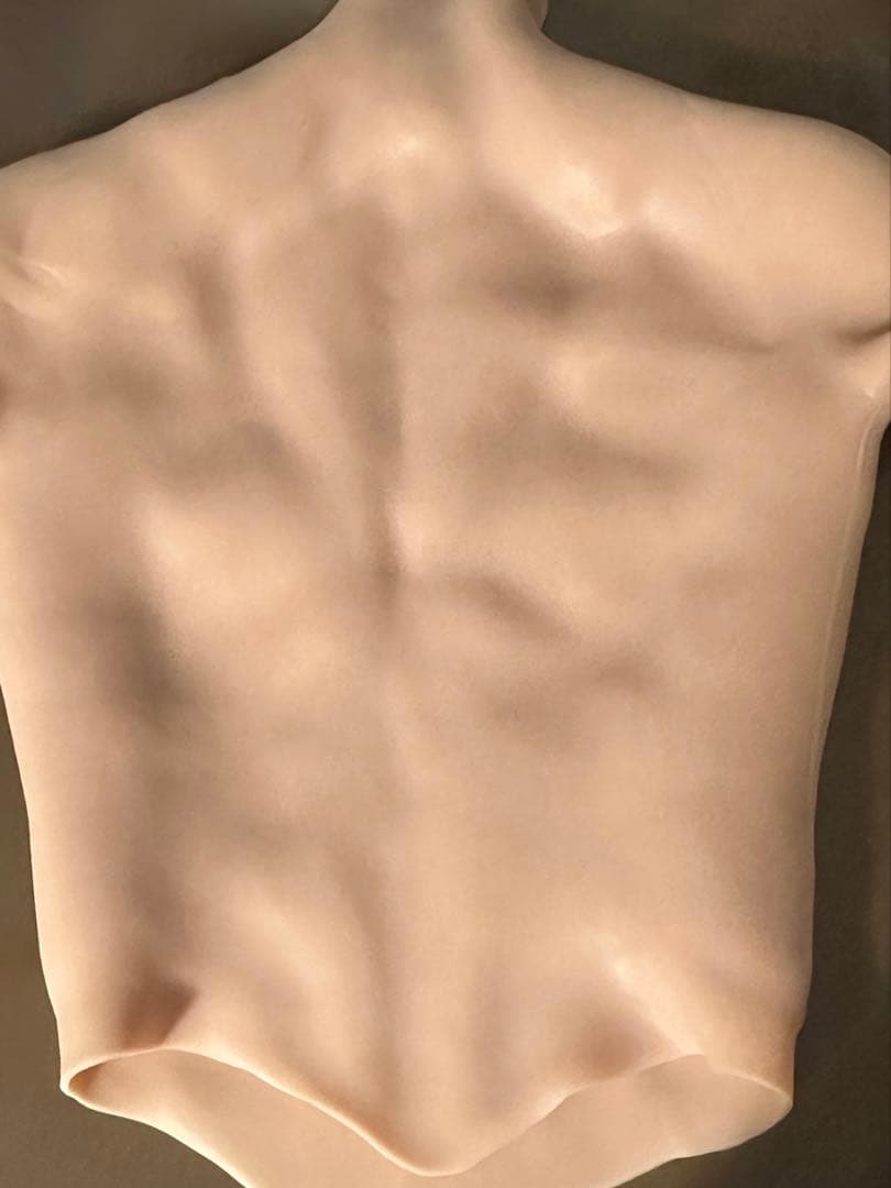 【値引き中27日位まで】シリコン筋肉スーツ