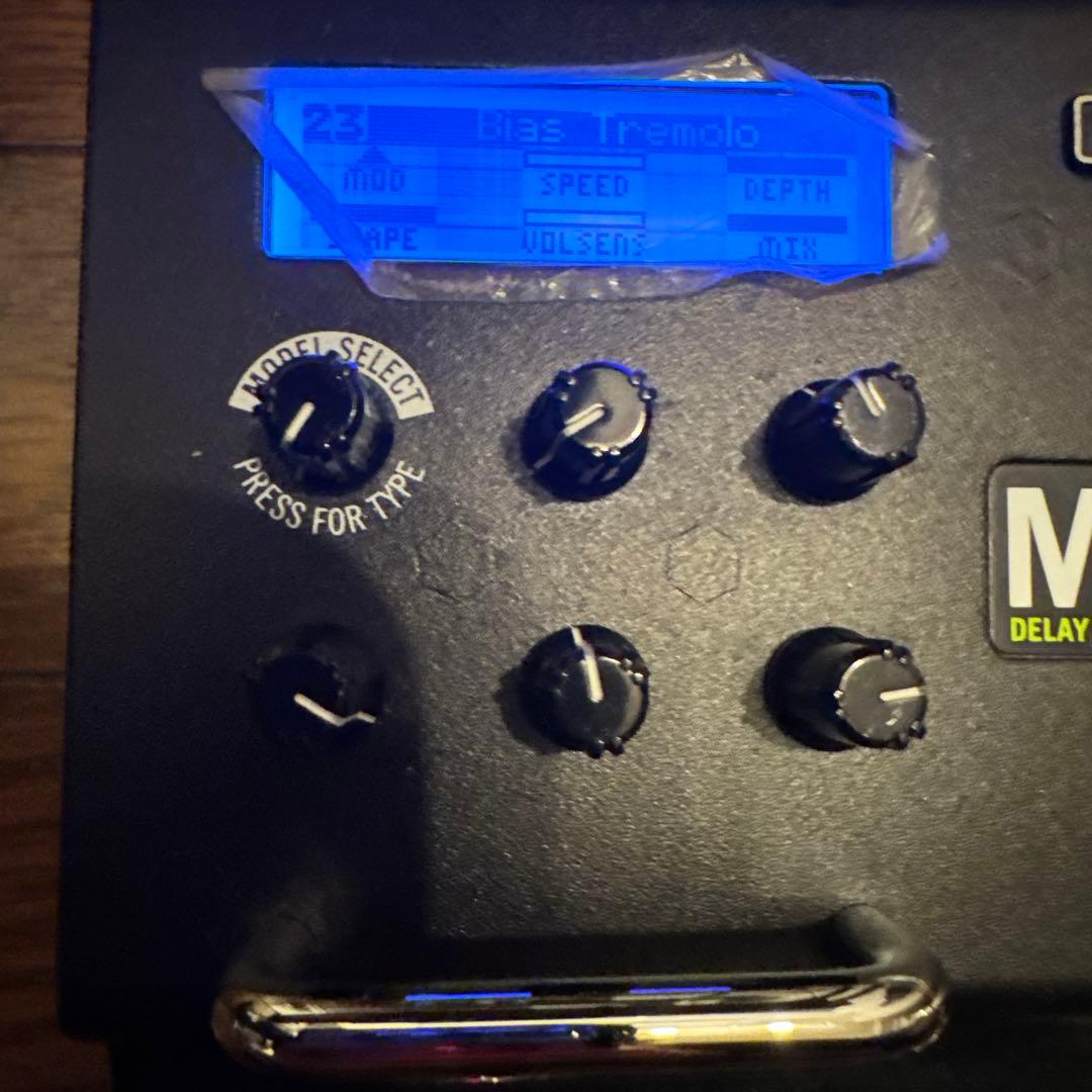 Line 6. M5 stompbox modeler(箱➕アダプター付き)