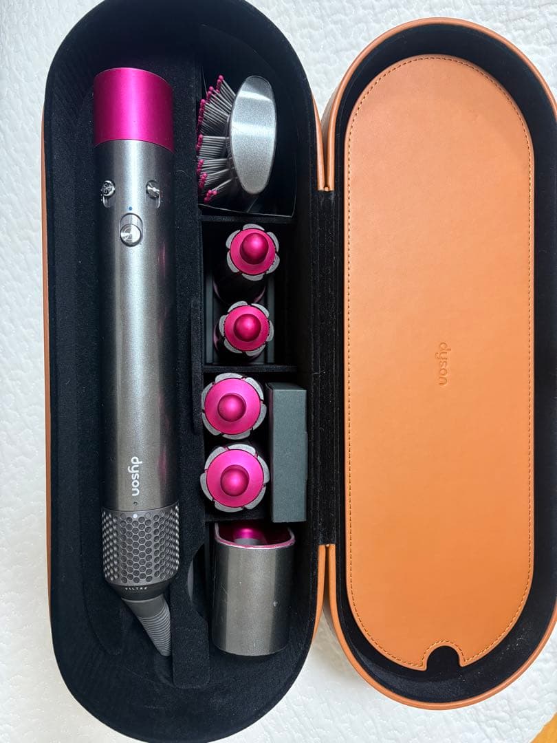 Dyson ヘアスタイリングツール 専用ケース付き 無題ドキュメント