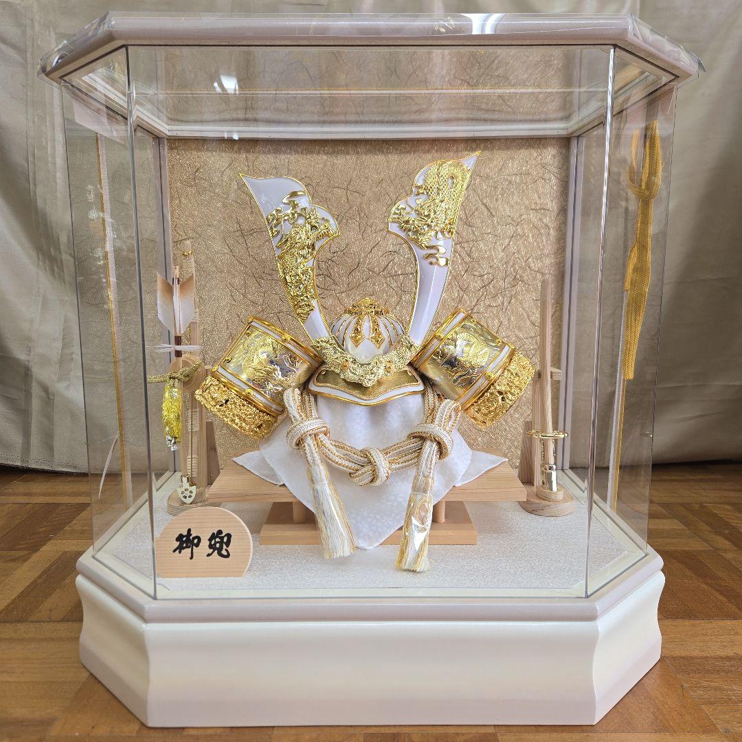 【展示品限り】くわ型兜　ケース飾り　※閉店セール　K4 兜ケース飾り ガラスケース 4G-C21-Z | 取付ケース飾り | 【公式