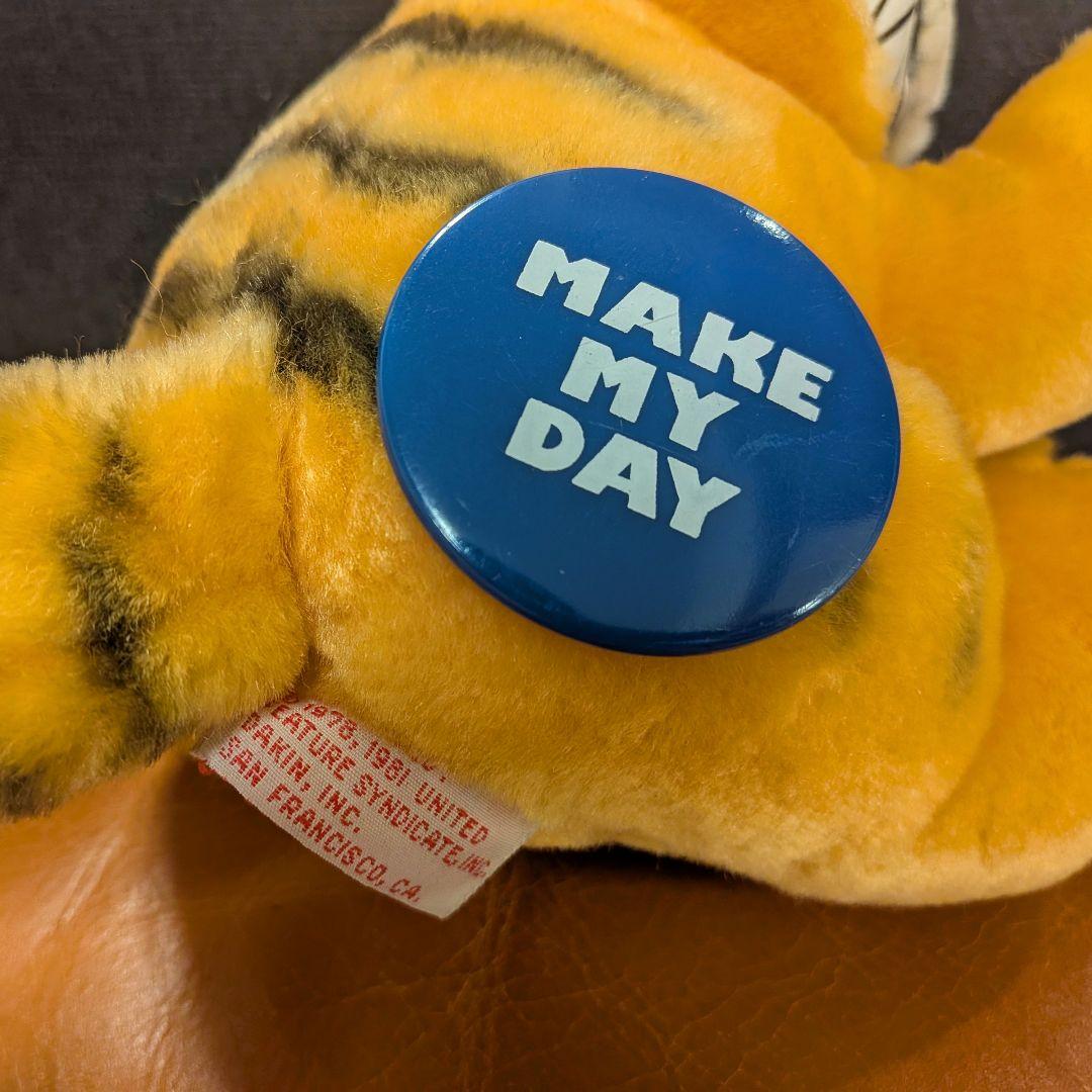 ガーフィールド プラッシュ 吸盤付き Make My Day ぬいぐるみ - メルカリ