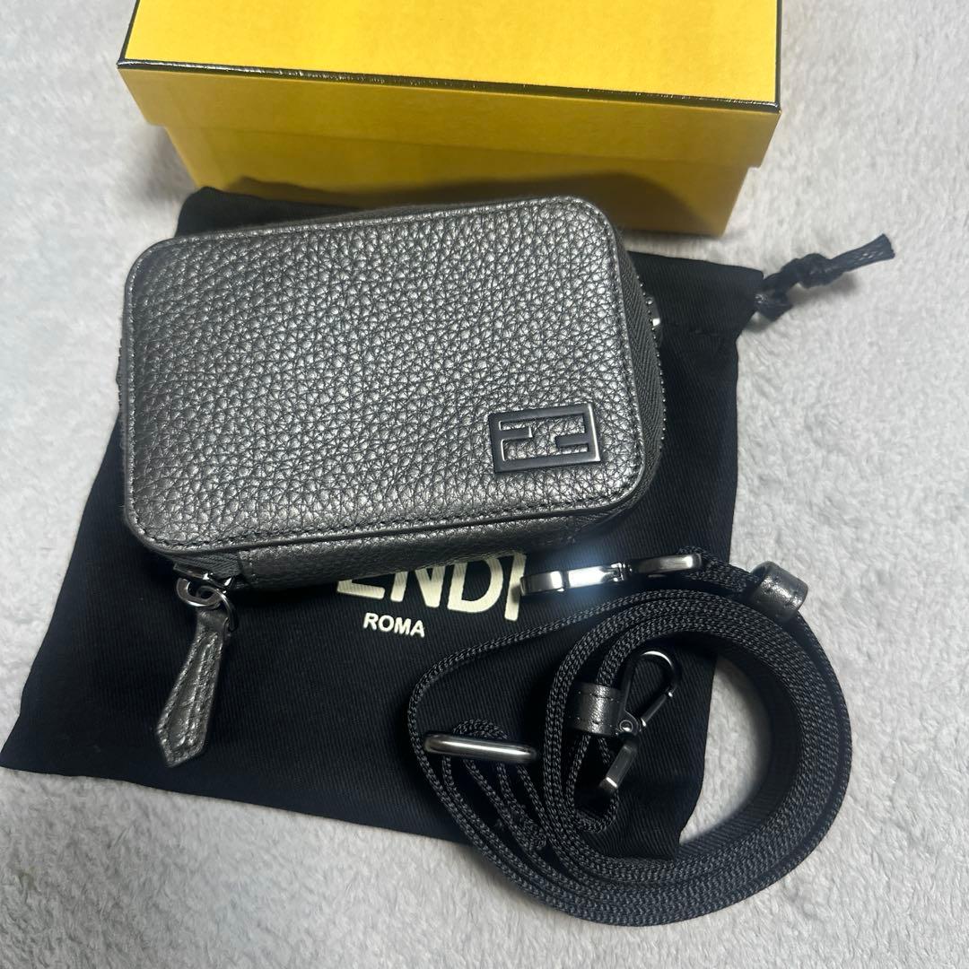 限界値下げ！フェンディ☆FENDIクラッチスモールオーガナイザー 限界値下げ！フェンディ☆FENDIクラッチスモールオーガナイザー 限界