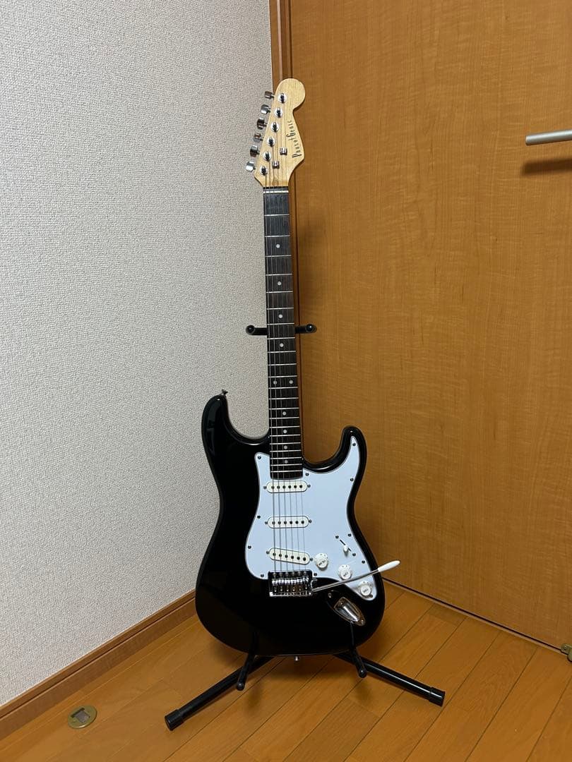 PhotGenic ストラトキャスタータイプ黒 各部調整済み Yahoo!オークション -「フォトジェニック ストラトキャスター」の落札