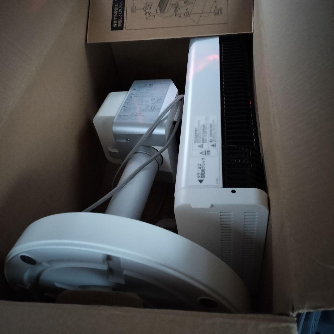 l*7様 ダイキン セラムヒート CER11VS-W 人感センサー 首振り機能付 セラムヒート 遠赤外線暖房機 ＜CER11VS-W＞[ダイキン工業]の通販