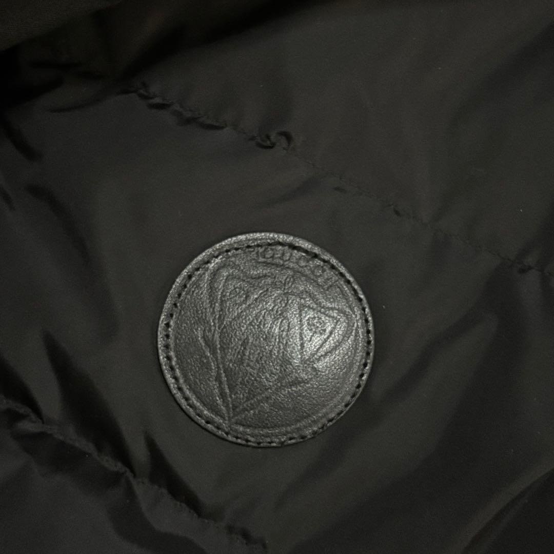 裏地総柄❗️】GUCCI ダウンジャケット ワッペンロゴ ブラック 46 M