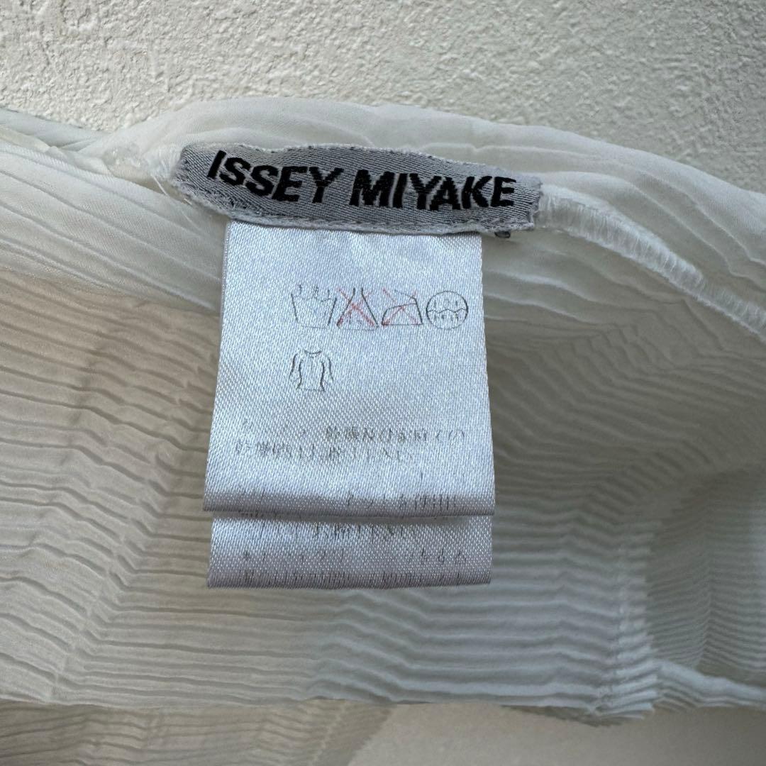 専用 ISSEY MIYAKE プリーツ ホワイト 変形 長袖 カーディガン