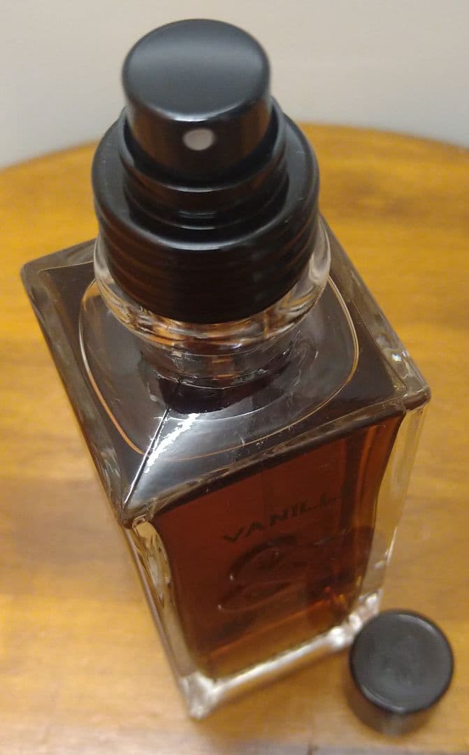 レア香水】ロクシタン バニラ & ナルシス オードトワレ 75ml - メルカリ