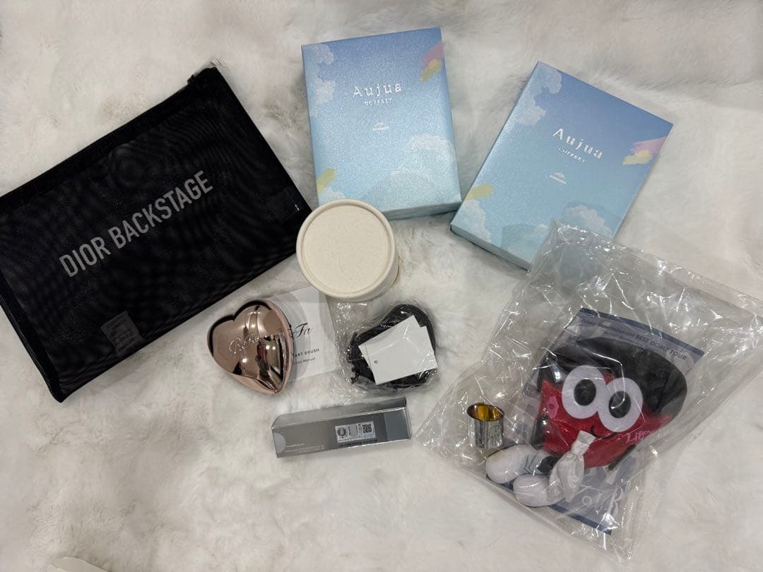 【全て新品未使用】リファ、ディオールポーチ、ラッシュアデェクトなど８点セット❣️ 2022ホリデー】Diorファン必見のホリデーギフトセット【BUYMA】