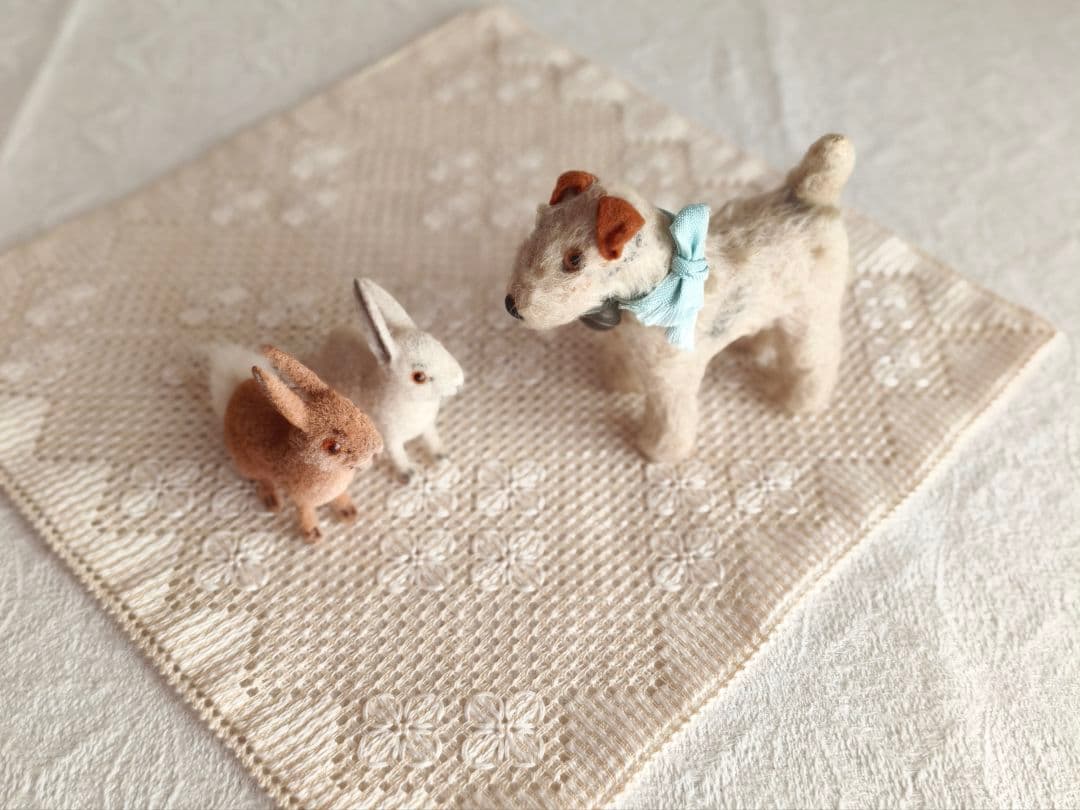 vintage figure ୨୧ * 真っ白な 可愛い ウサちゃん - メルカリ