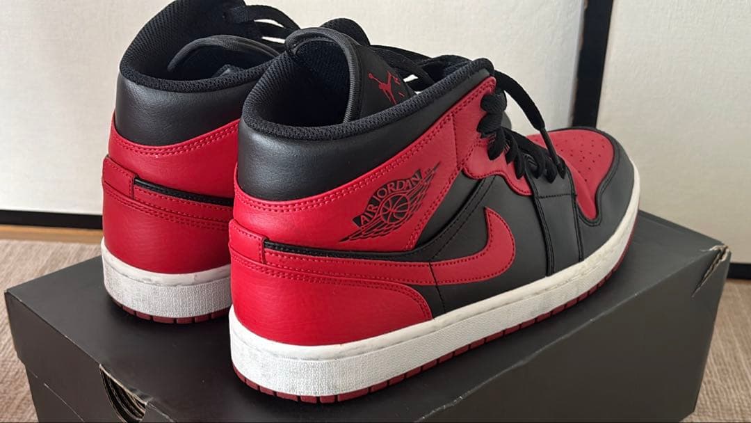 シューズ(男性用) NIKE AIR JORDAN 1 MID \"Bred\"