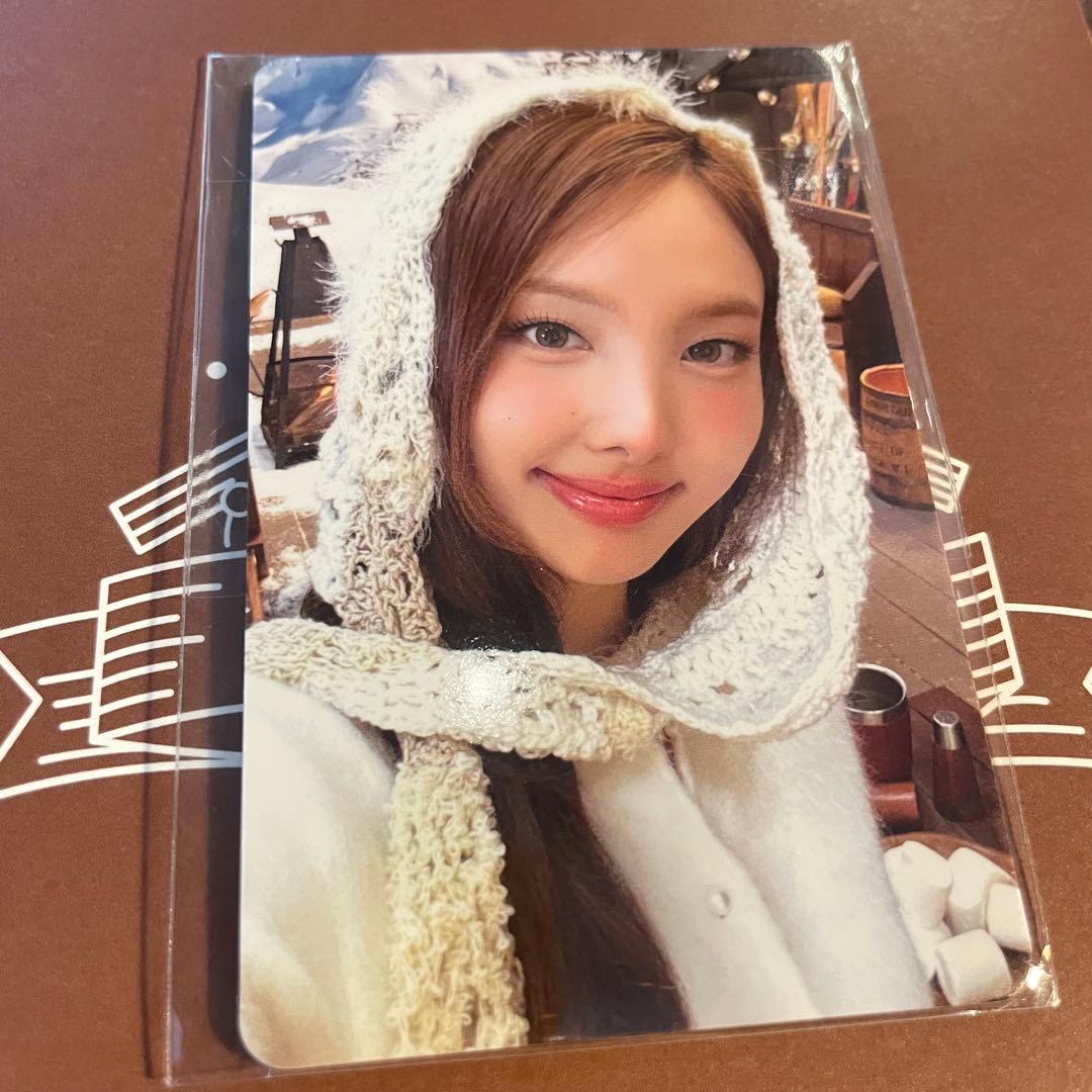 TWICE ナヨン POPUP ポップアップ ストア 1万円 購入 特典 トレカ