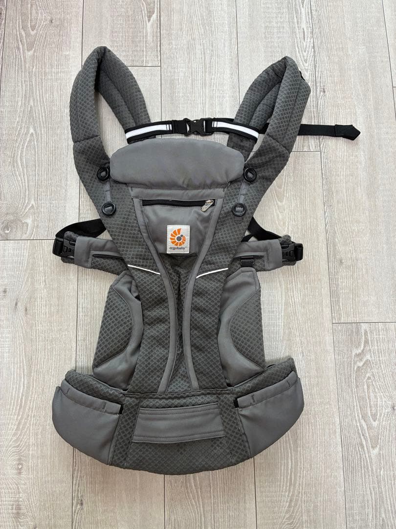 エルゴベビー OMNI Breezeグレー エルゴベビー OMNI Breeze (オムニブリーズ) | エルゴベビー