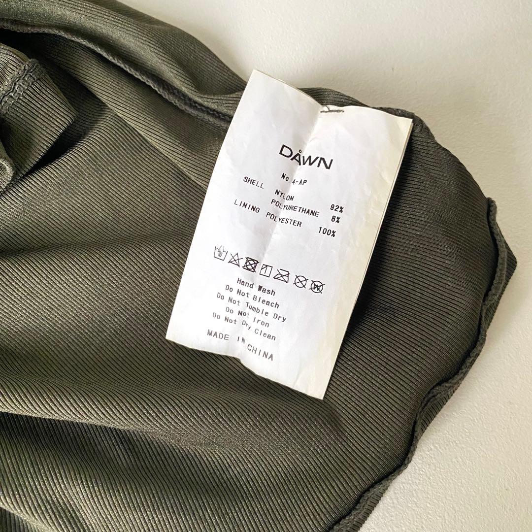 DÅWN No.4 CUP IN SHORT SLEEVES カーキ トップス - メルカリ