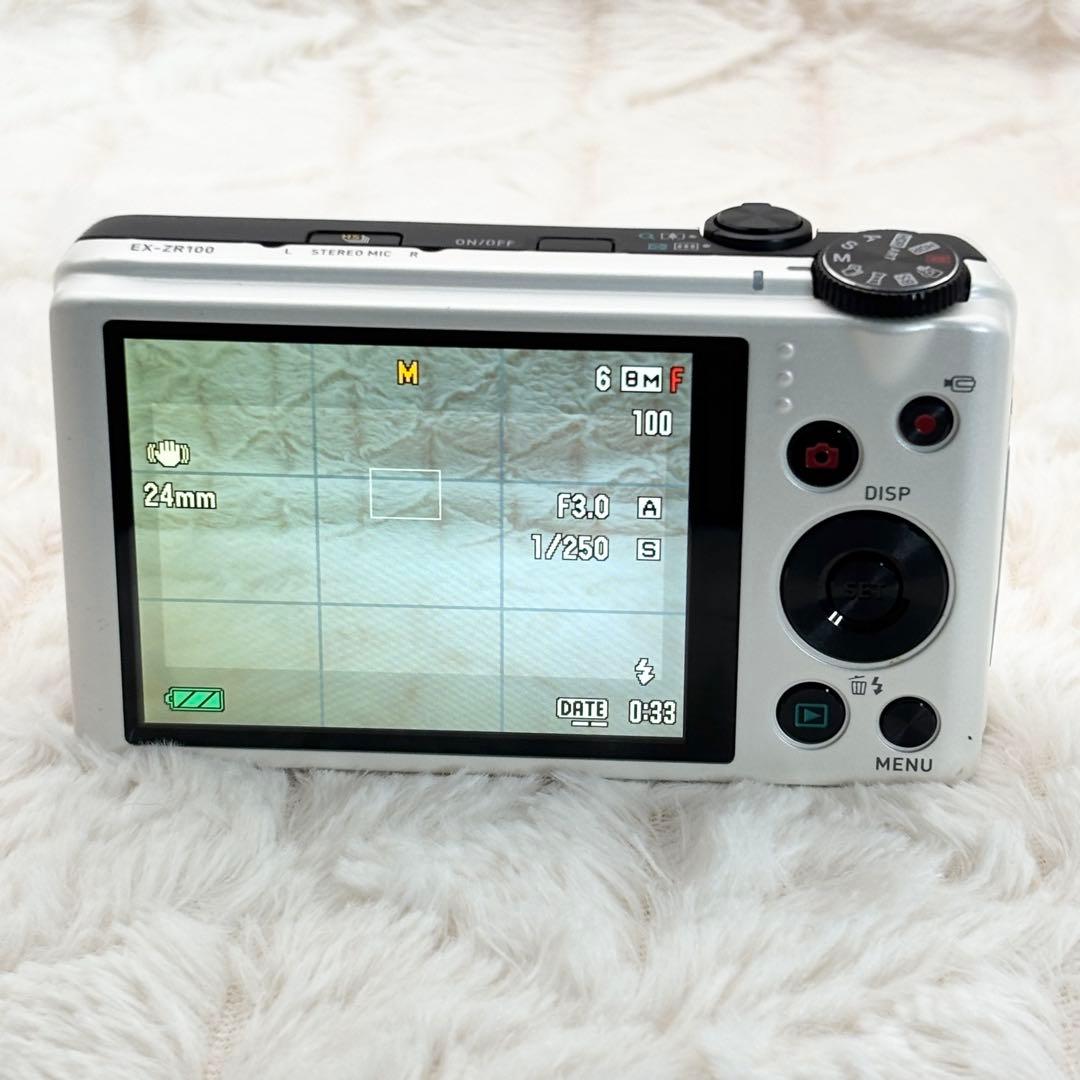 美品・動作良好✨ CASIO EXILIM EX-ZR100 ホワイト - メルカリ