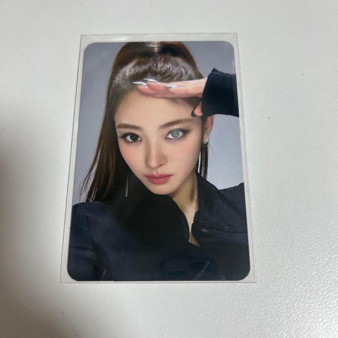 MEOVV アンナ 田中杏奈 中華 中国 yetimall 1.0 特典トレカ - メルカリ