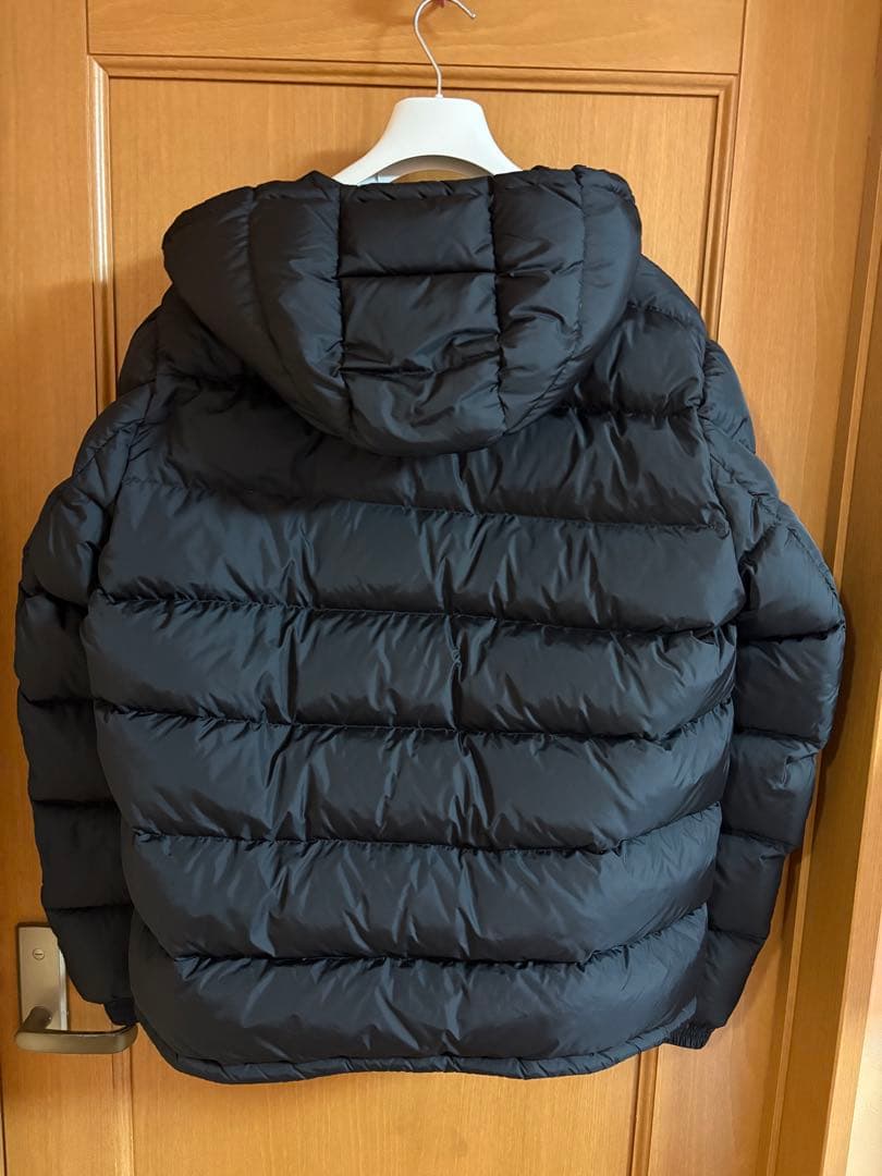 MONCLERモンクレールAITON 18AWダウンジャケットフード付きサイズ4