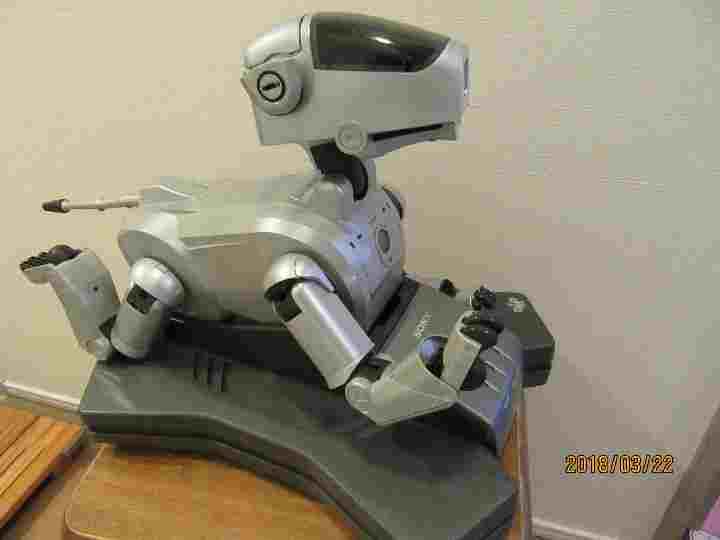 アイボ　ERS-111（初代AIBO） Sony AIBO ERS-111 Entertainment Robot Dog First generation w/ Box