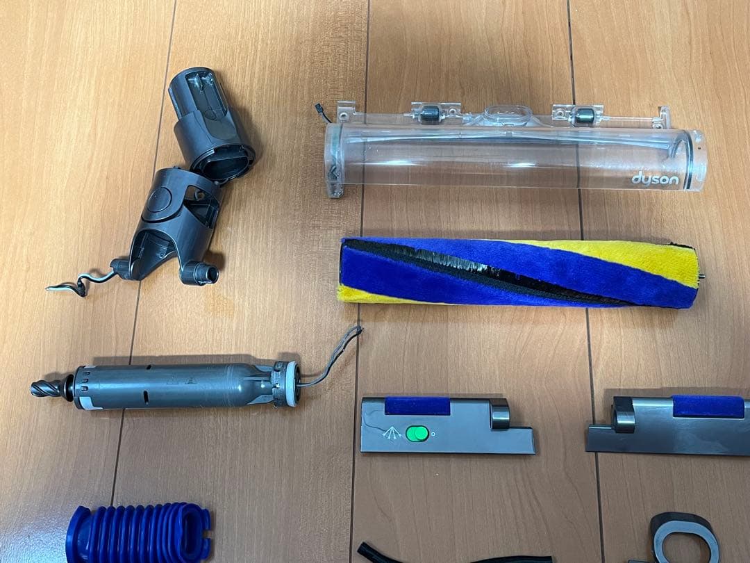 ダイソン V12 レーザー スリム クリーナーヘッド 分解整備品 - メルカリ