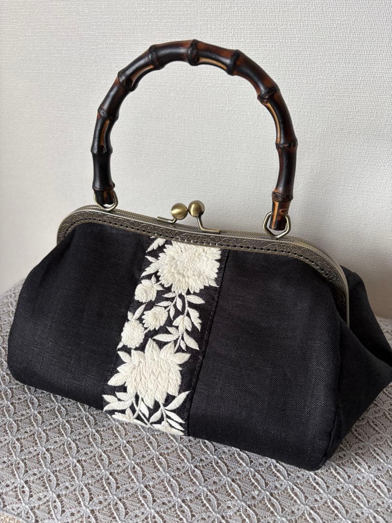❤️着物お出かけバンブーbag 気品溢れる大人black linen 豪華刺繍 特別仕様！！オートクチュールレース&高級インド刺繍レース❤︎高級感