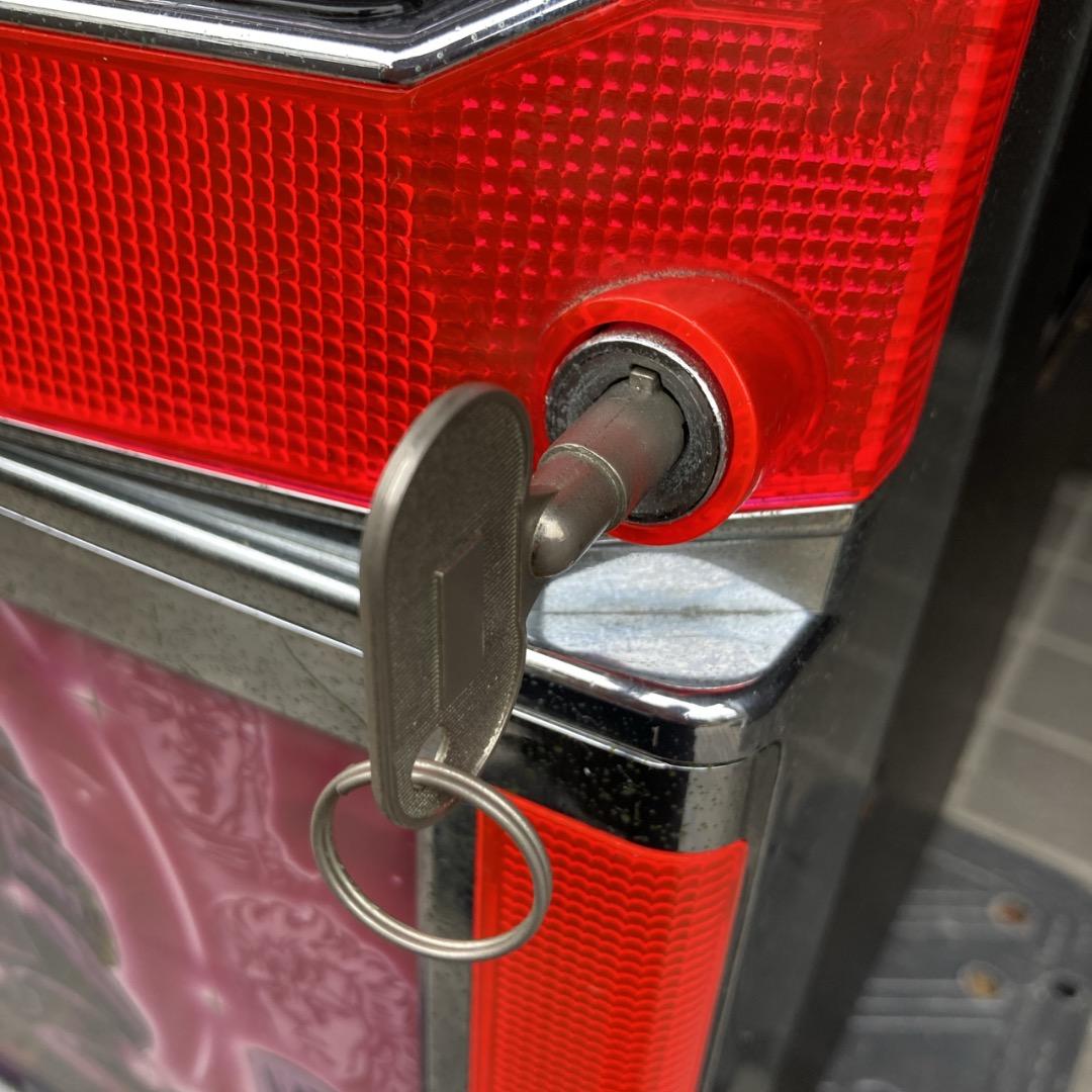 お値下げOK】 サミー 北斗の拳 4号機 初代 ユリア 鍵あり コイン不要機