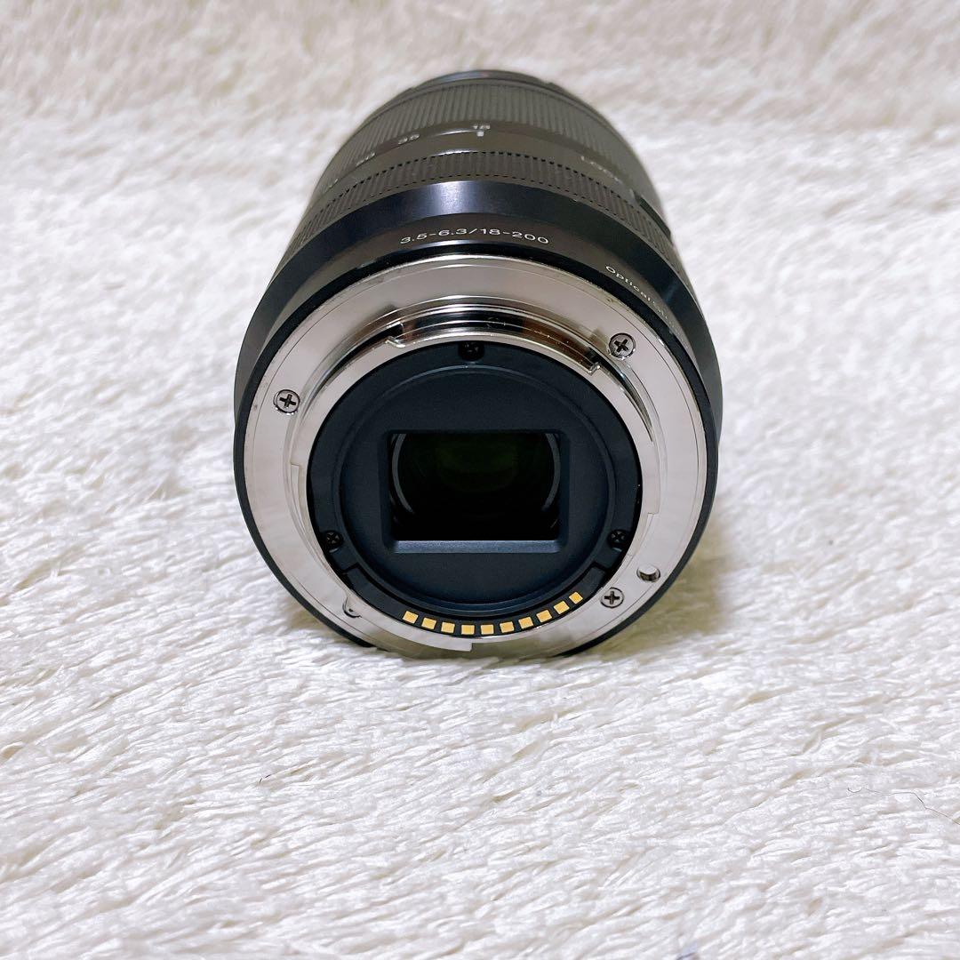 Sony E 18-200mm F3.5-6.3 OSS LE レンズ