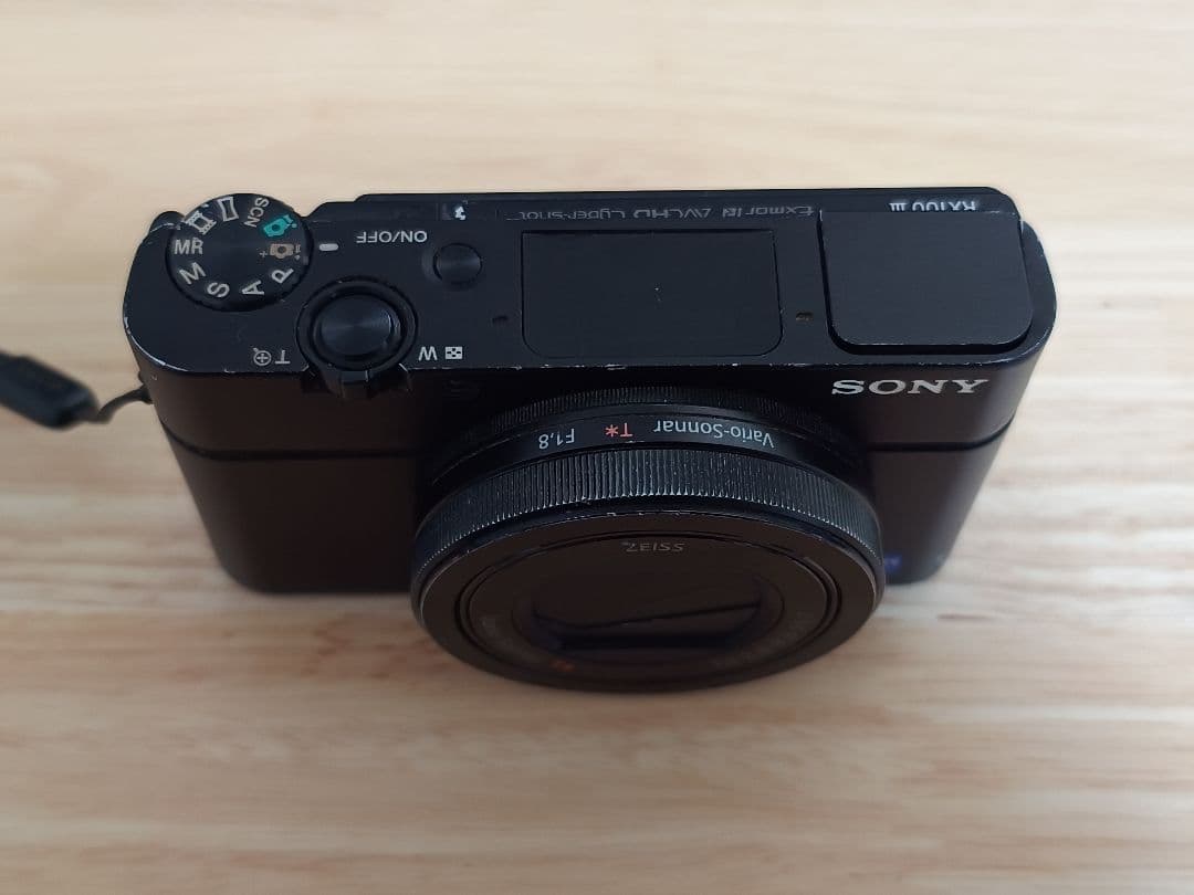 SONY DSC-RX100M3 デジカメ【動作問題なし・外観悪い】