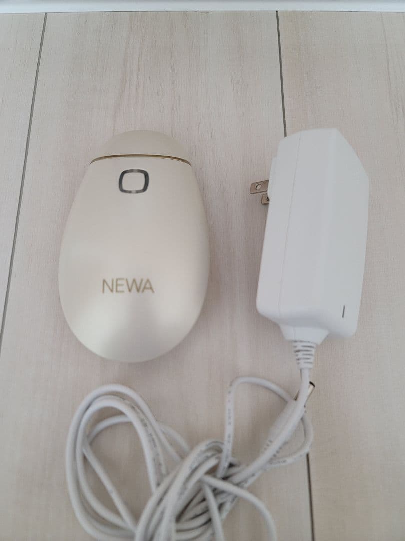 NEWAリフト　ニューワリフト 医療機器メーカーが提案する「サブマイクロ波RF美顔器」NEWAリフト