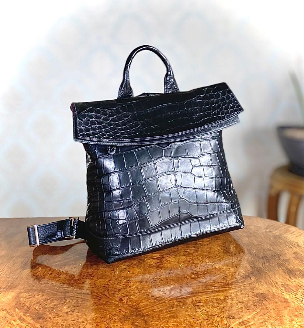 【 未使用品 】 クロコダイル バックパック マットブラック 背面本革 楽天市場】クロコダイル バッグ リュック メンズ ワニ革 本革 マット