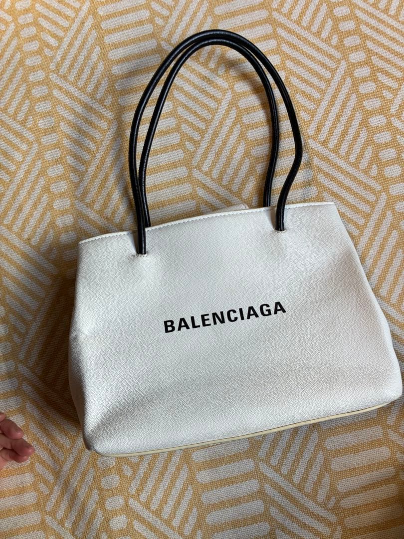 BALENCIAGA ホワイト トートバッグ