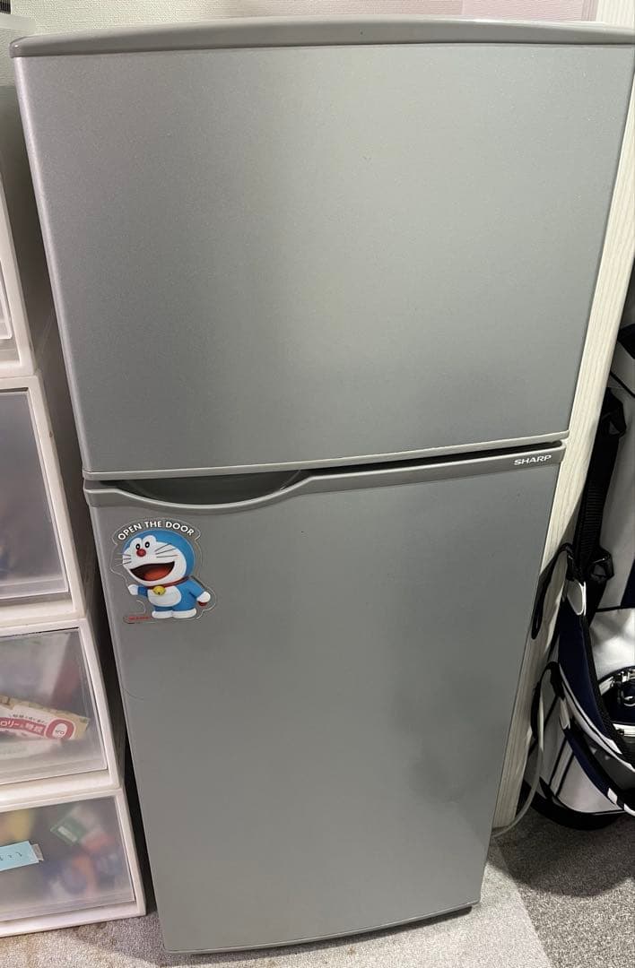 シルバー冷蔵庫 118L 2ドア冷凍/冷蔵庫 118L(AS-118S)｜A-Stage inc.