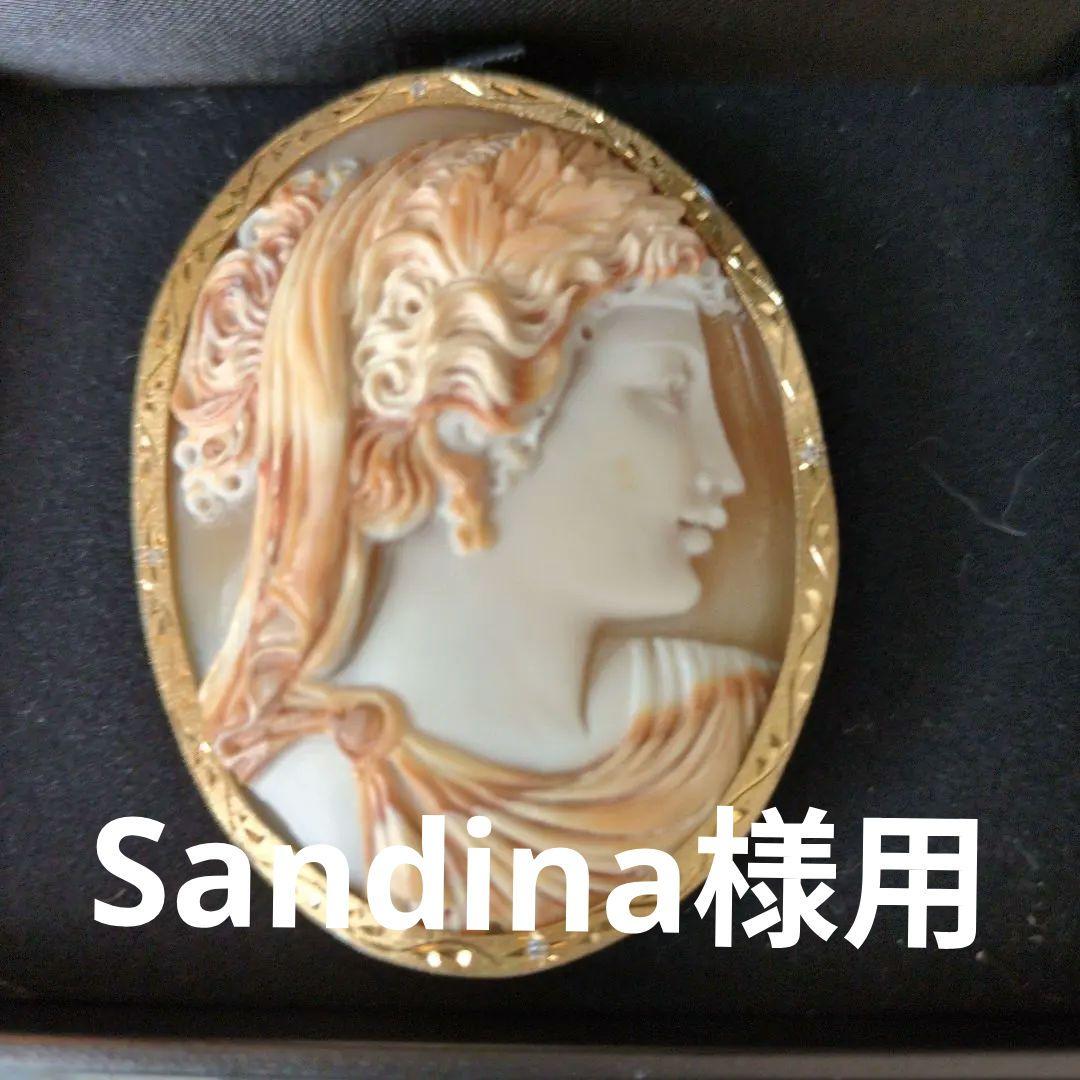シェルカメオブローチ(作家物）ジュゼッペ・テソリエーレ作 シェルカメオブローチ(作家物）ジュゼッペ・テソリエーレ作 - メルカリ