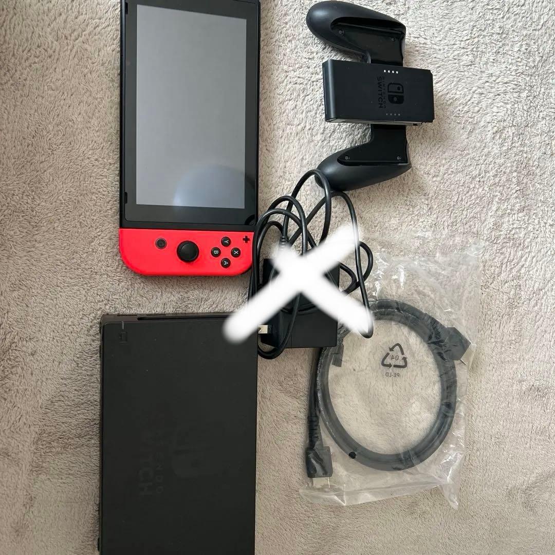 Nintendo Switch 赤/黒 本体 付属品付き　あつ森カセット付き Switch2本体＋『あつ森』セットが在庫あり。2/6以降出荷予定分の