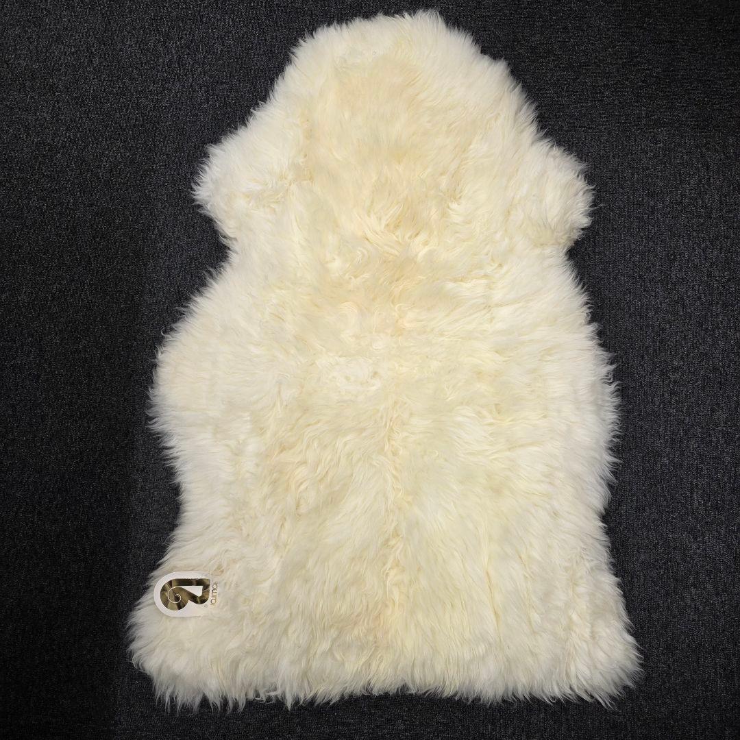 タグ付き未使用品　bowron ムートンラグ　カーペット　ホワイト 新品 在庫限り BOWRON ボーロン GOLD STAR ムートンラグ 5匹 ホワイト
