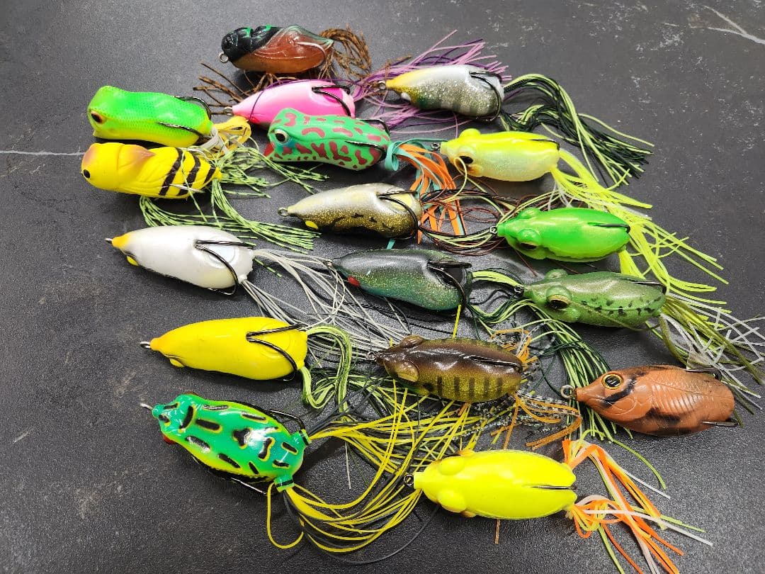 バス用フロッグルアー大量セット WATER LAND含む トップウォーター