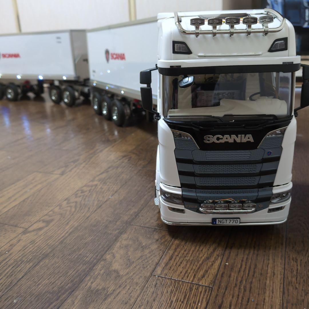 タミヤ1/14スカニア770S 6/4ダブルストレーラーです。 - メルカリ