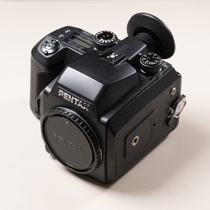 PENTAX 645NII ボディ フィルムバック付き 2026年最新】pentax 645 1 フィルムバックの人気アイテム - メルカリ