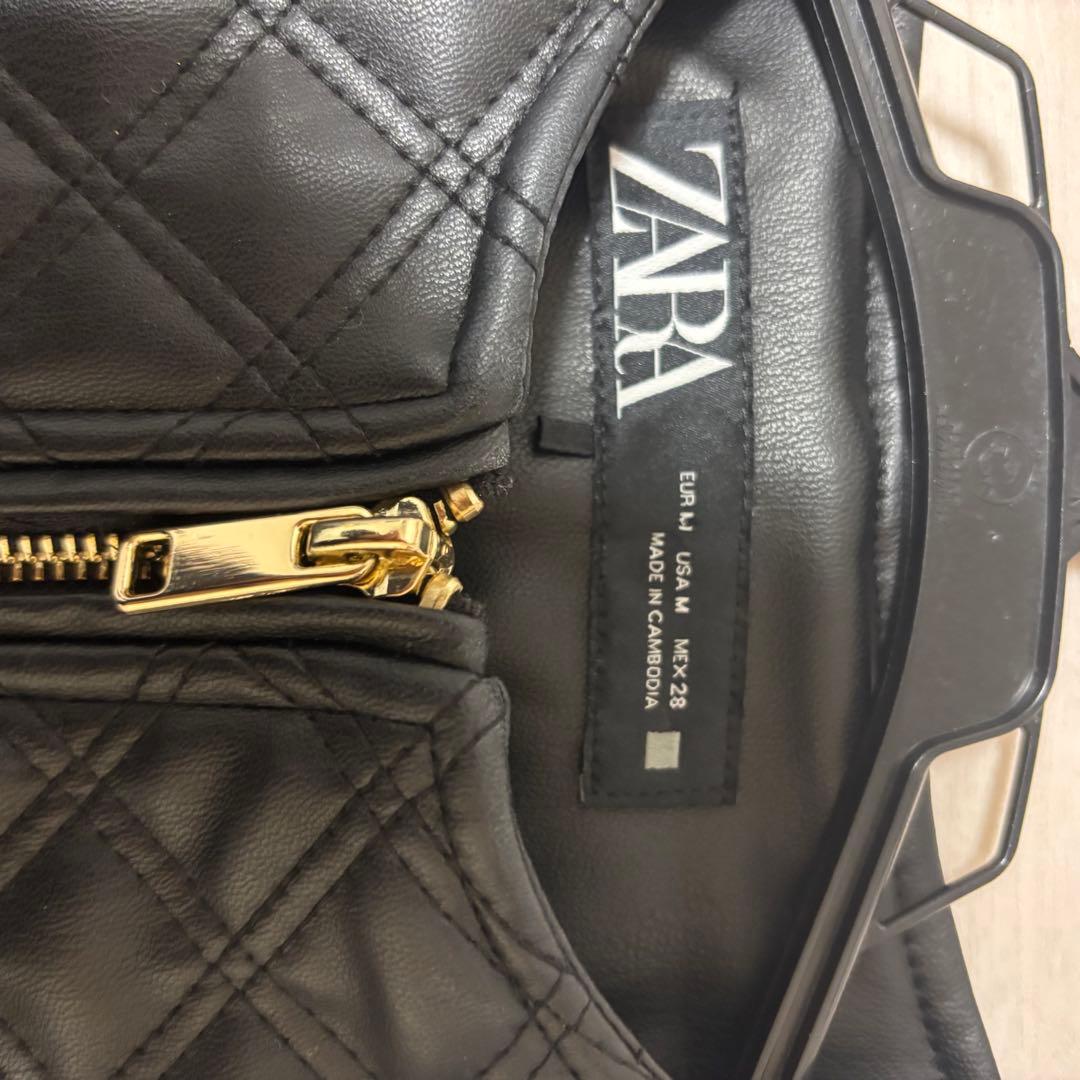 美品】ZARA ショートキルティングフェイクレザージャケット Mサイズ