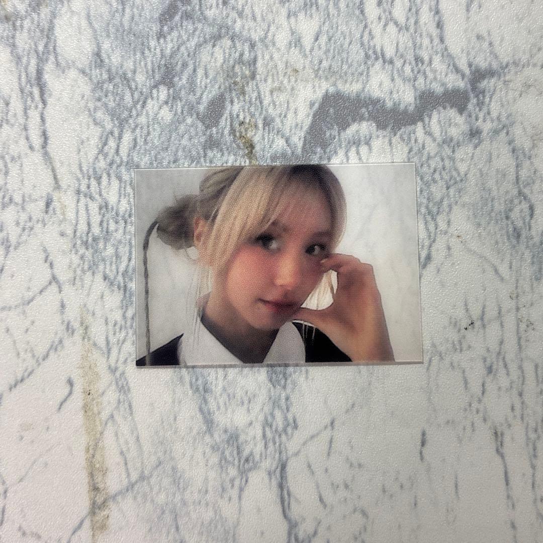 TWICE チェヨン READY TO BE ソウルコン グッズ特典 - メルカリ