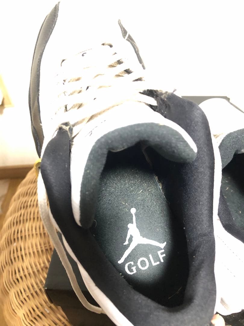 ナイキ エアジョーダン 12 ロー ゴルフ “タクシー”